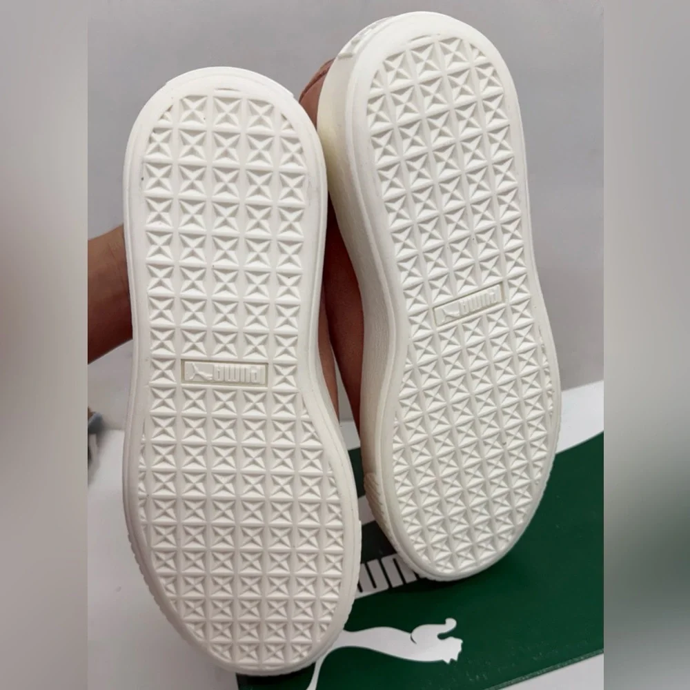 NWT Puma Pink Suede Platform Strap Wn’s - Picture 8 of 9